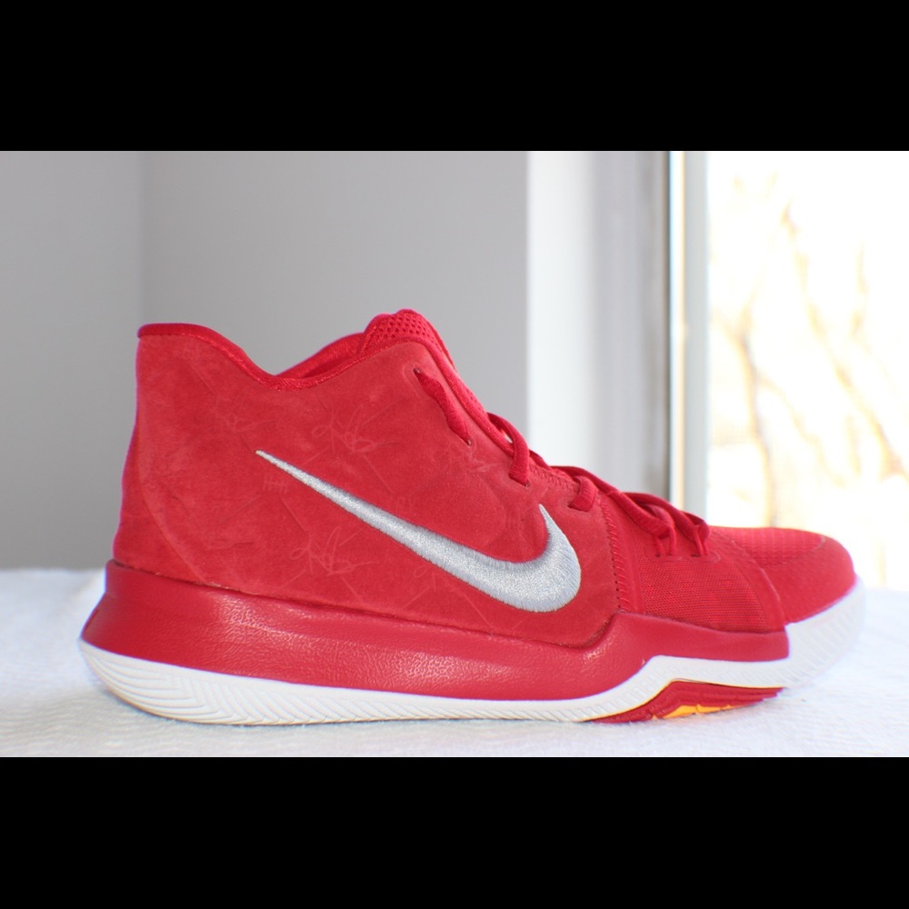 New Nike Kyrie 3 “University Red” Size 5.5Y 6.5Y - Picture 4 of 6